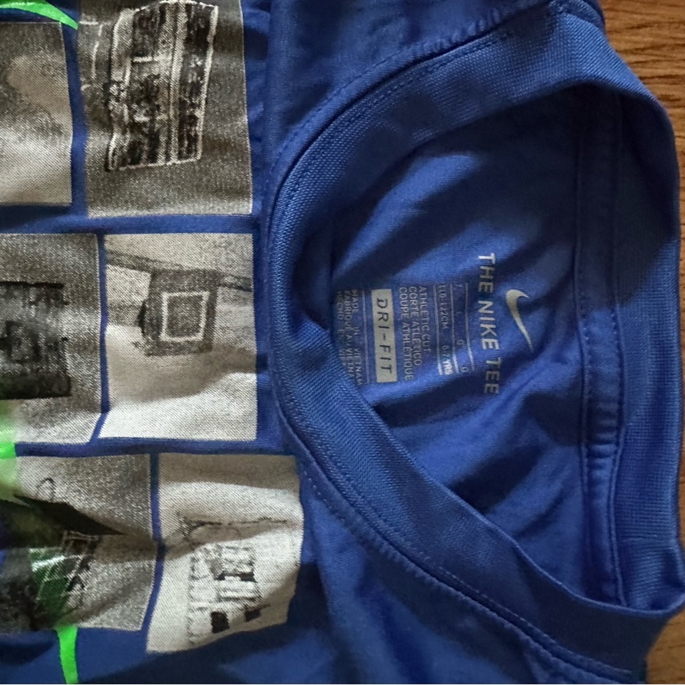 Nike Blue and Green Graphic T-Shirt